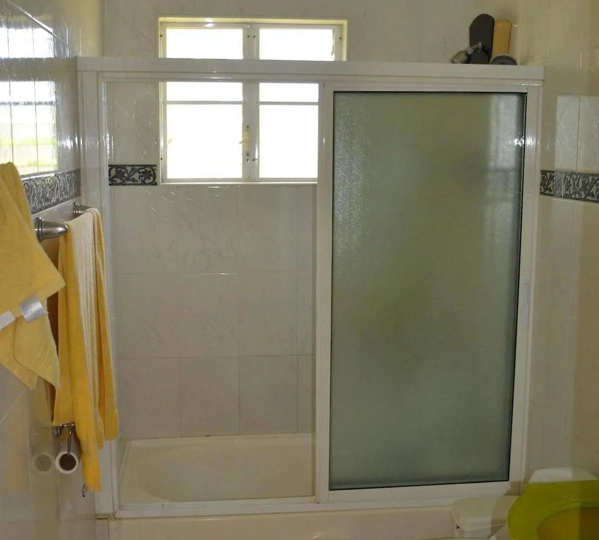 4 Bedroom Villa, Private Pool, Security, Ocean View Sosúa فندق